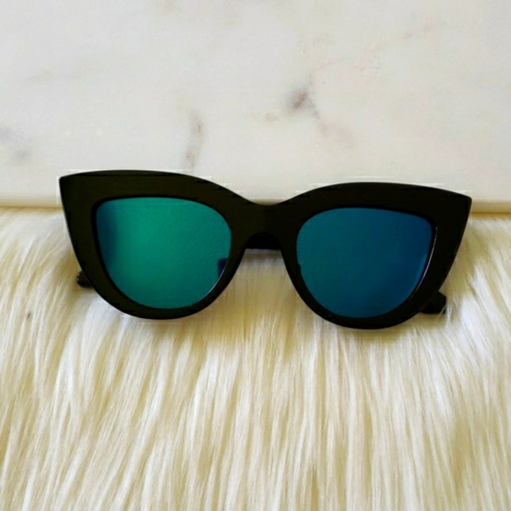 Black Cat Eye Sunglasses Blue Mirrored Lenses - Picture 4 of 8